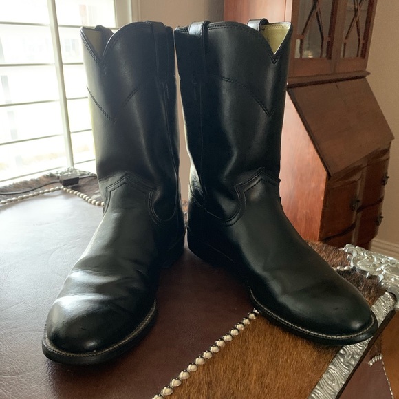 black roper boots